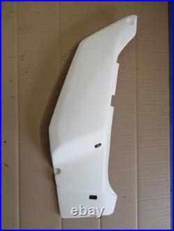 Cache latéral droit pour Honda 750 XRV Africa Twin RD04