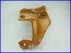 Carénage Côté Droit Endommagé Honda Africa Twin XRV 750 RD04 1990 Carénage Côté Droit Endommagé Honda Africa Twin XRV 750 RD04 1990