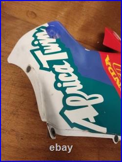 Carénage Ecope De Réservoir Gauche Honda Xrv 750 Africa Twin Rd04