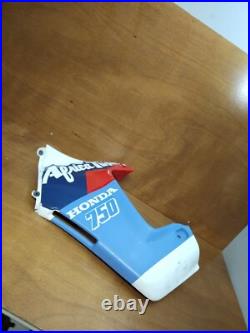 Carénage avant gauche HONDA XRV 750 Africa Twin RD04 Carénage avant gauche HONDA XRV 750 Africa Twin RD04