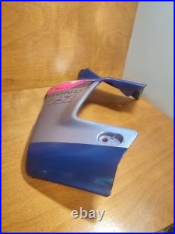 Carénage avant gauche HONDA XRV 750 Africa Twin RD04