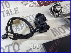 Kit Clés HONDA AFRICA TWIN 1100 2021 2024 Manuel Kit Clés HONDA AFRICA TWIN 1100 2021 2024 Manuel