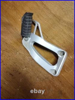 Platine Repose Pied Arrière Droite Honda 750 Africa Twin Rd07 Rd07a