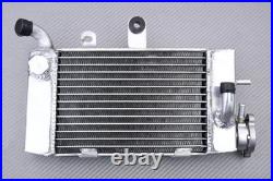 Radiateur d Eau Droit Type Racing en Alu HONDA AFRICA TWIN 750 XRV 1990-1992 Radiateur d Eau Droit Type Racing en Alu HONDA AFRICA TWIN 750 XRV 1990-1992